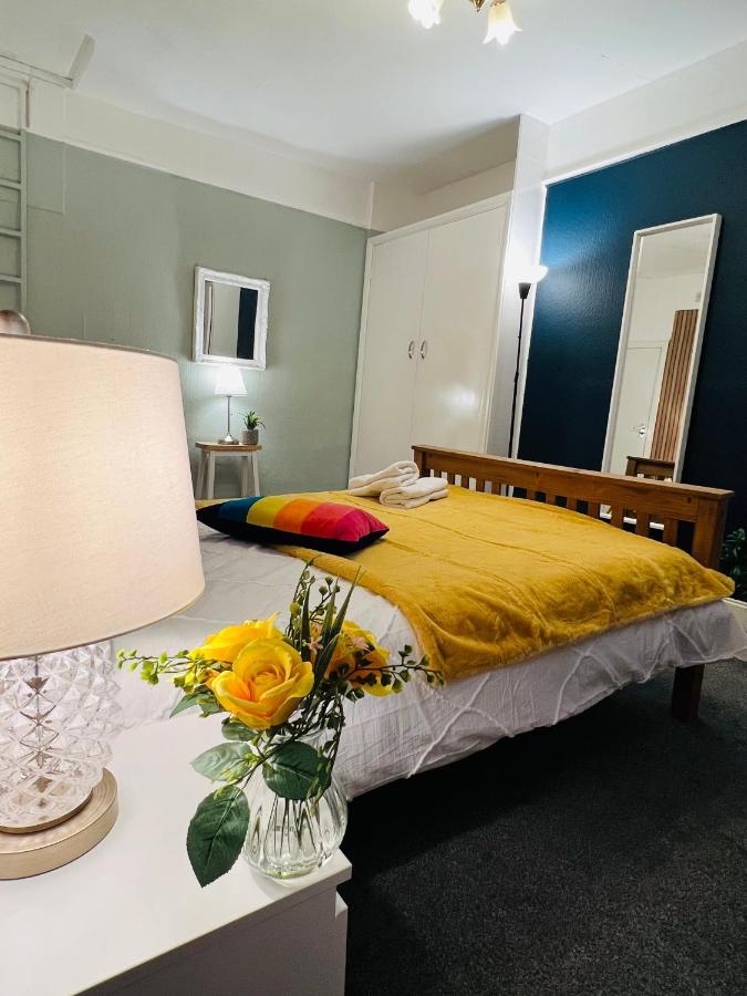 2-Bedroom Plus Living Room Flats Near Edgware Road Лондон Екстериор снимка