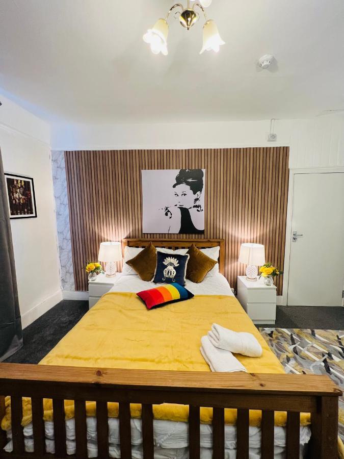 2-Bedroom Plus Living Room Flats Near Edgware Road Лондон Екстериор снимка