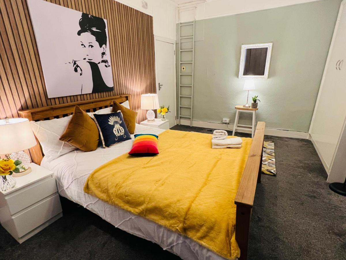 2-Bedroom Plus Living Room Flats Near Edgware Road Лондон Екстериор снимка