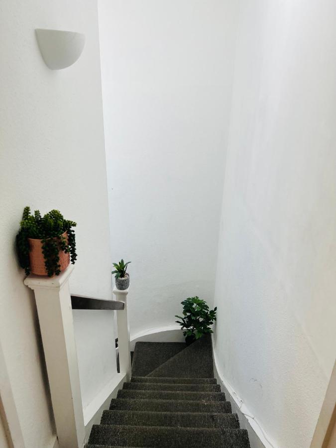 2-Bedroom Plus Living Room Flats Near Edgware Road Лондон Екстериор снимка