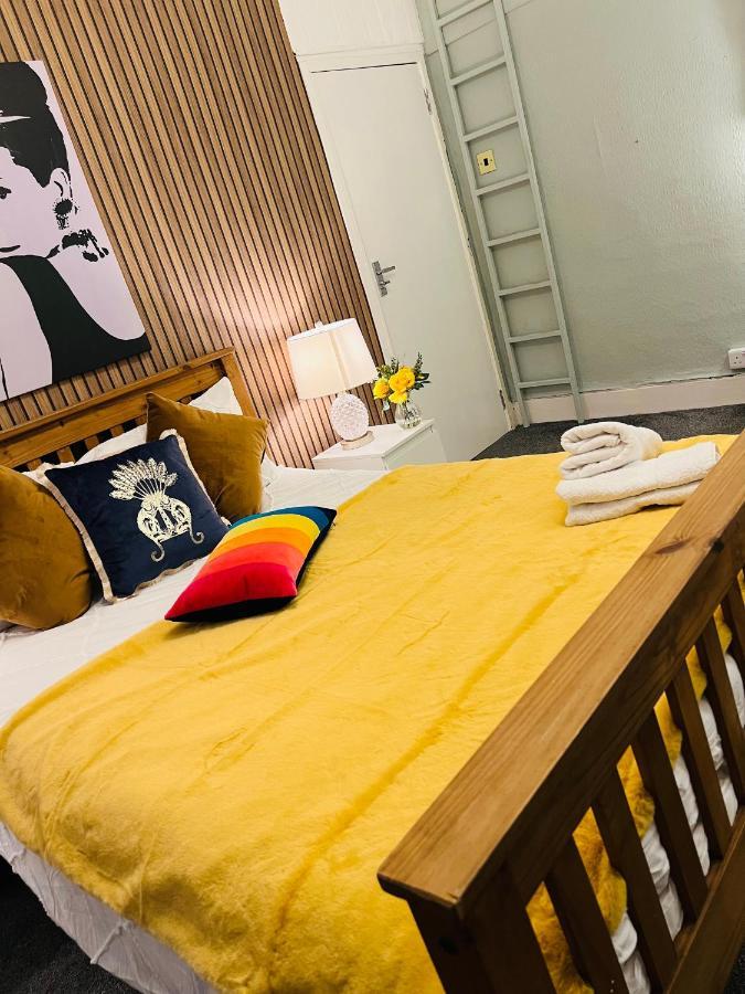 2-Bedroom Plus Living Room Flats Near Edgware Road Лондон Екстериор снимка